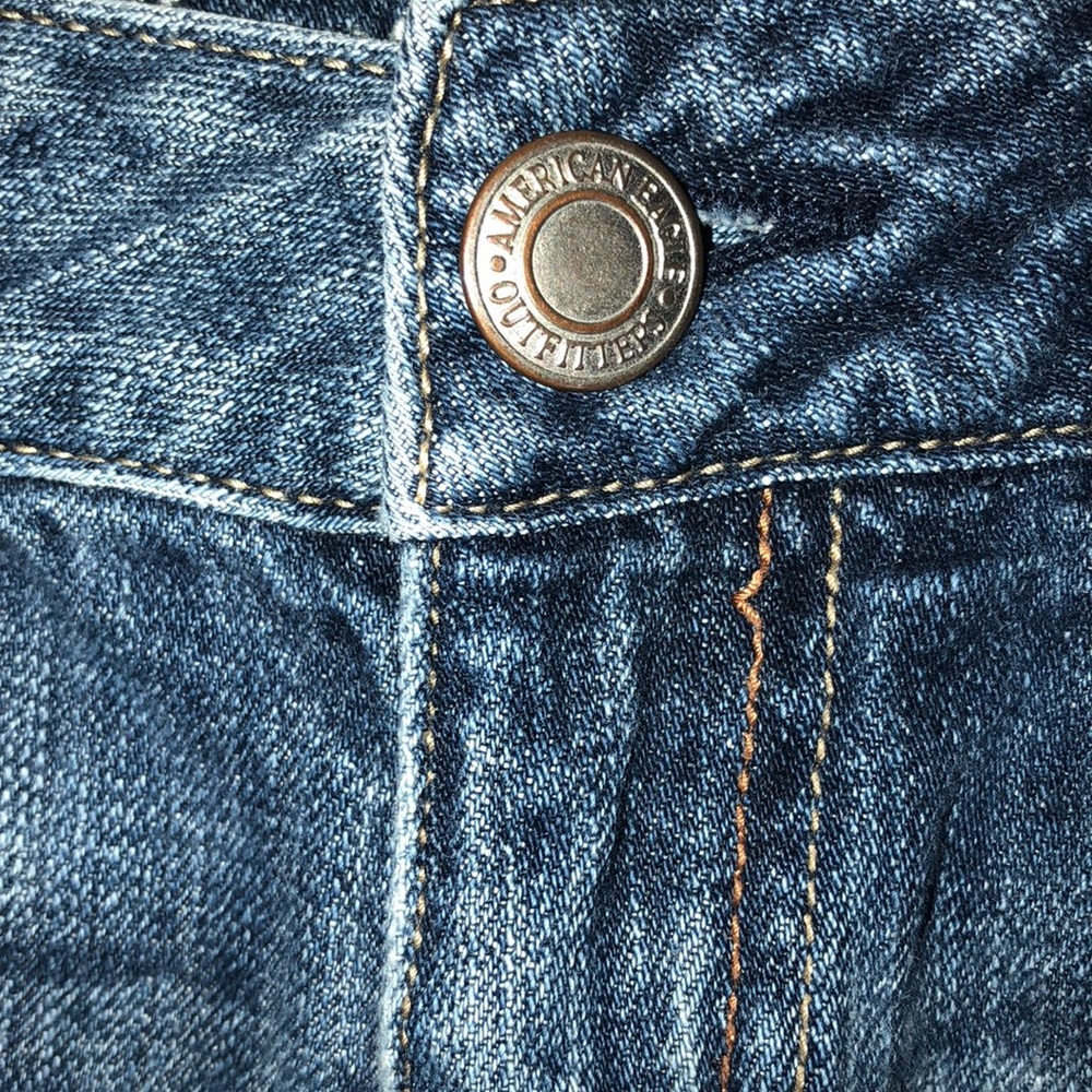 American Eagle Distressed Jean Shorts - Picture 2 of 8